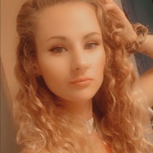 Meet your Posher, Kailee